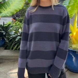 Brandy Melville Striped Knit Sweater 🇺🇸